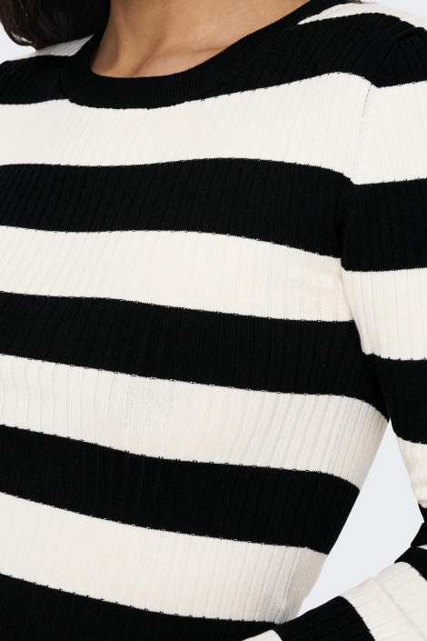 Jacqueline de Yong jdyplum l/s o-neck stripe pull. knt